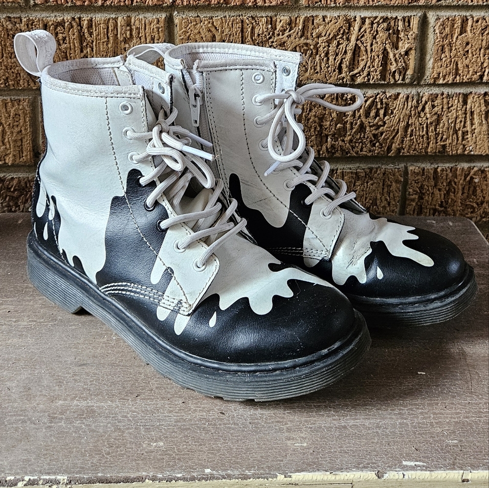 Dr Martens Delaney Black and White Drip   Leather Boot Size 5